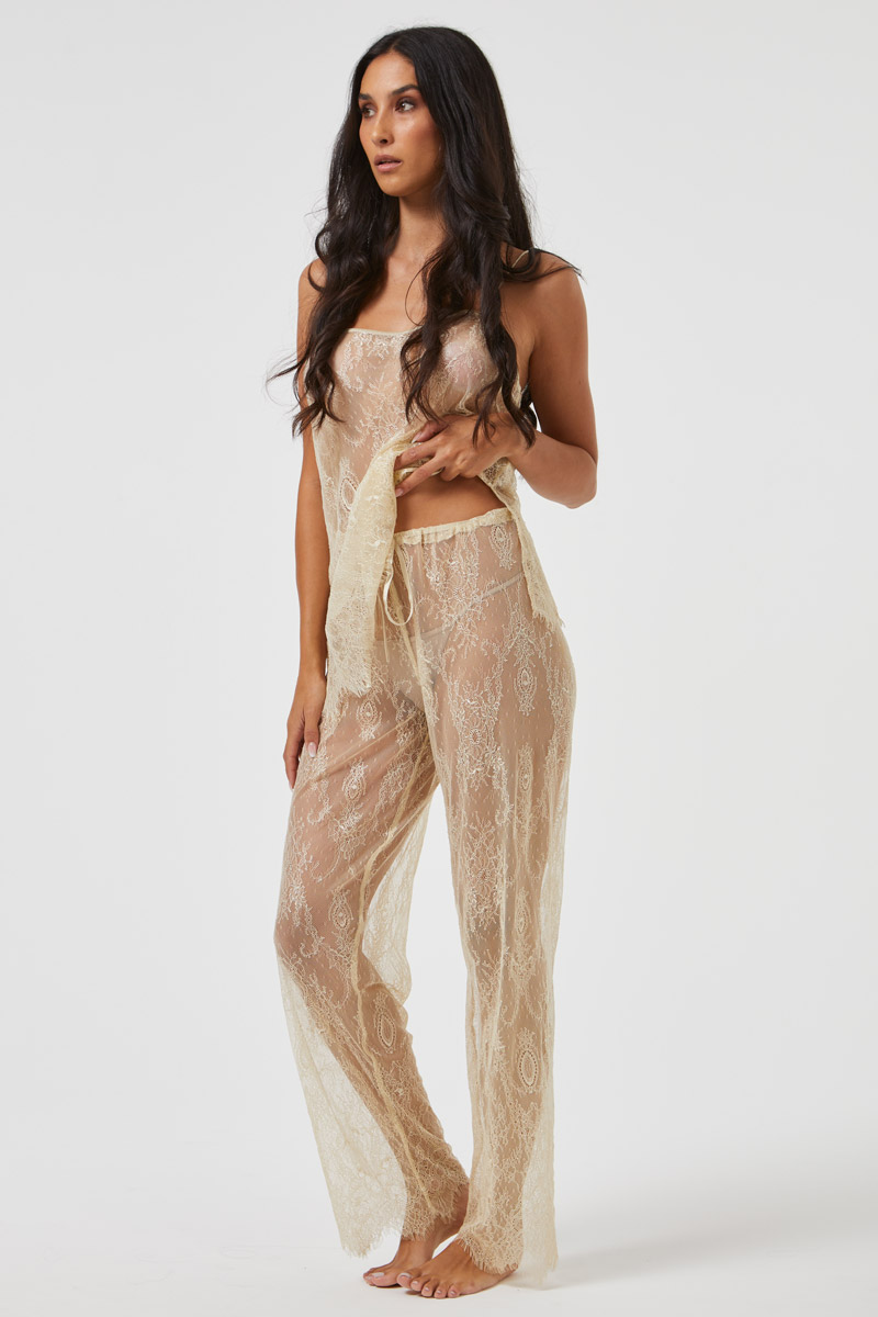 ALL-OVER LACE TROUSER