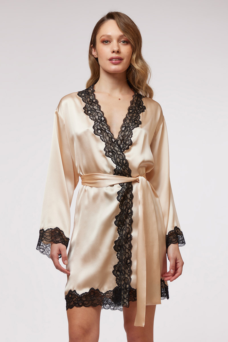KIMONO CORTO IN SETA CON PIZZO